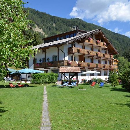 Villa Gemmy Pozza di Fassa Buitenkant foto