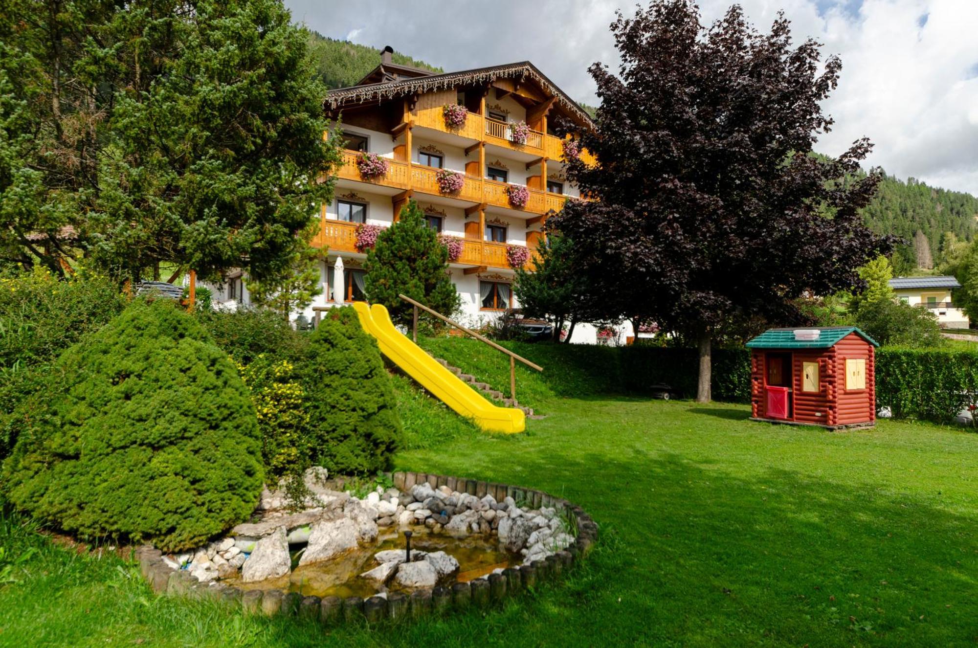 Villa Gemmy Pozza di Fassa Buitenkant foto